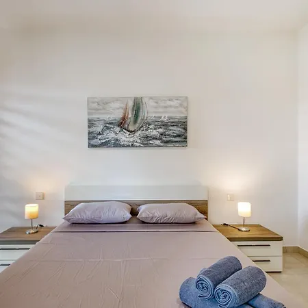 Spacious * Sliema