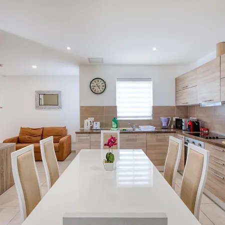 Spacious Apartment